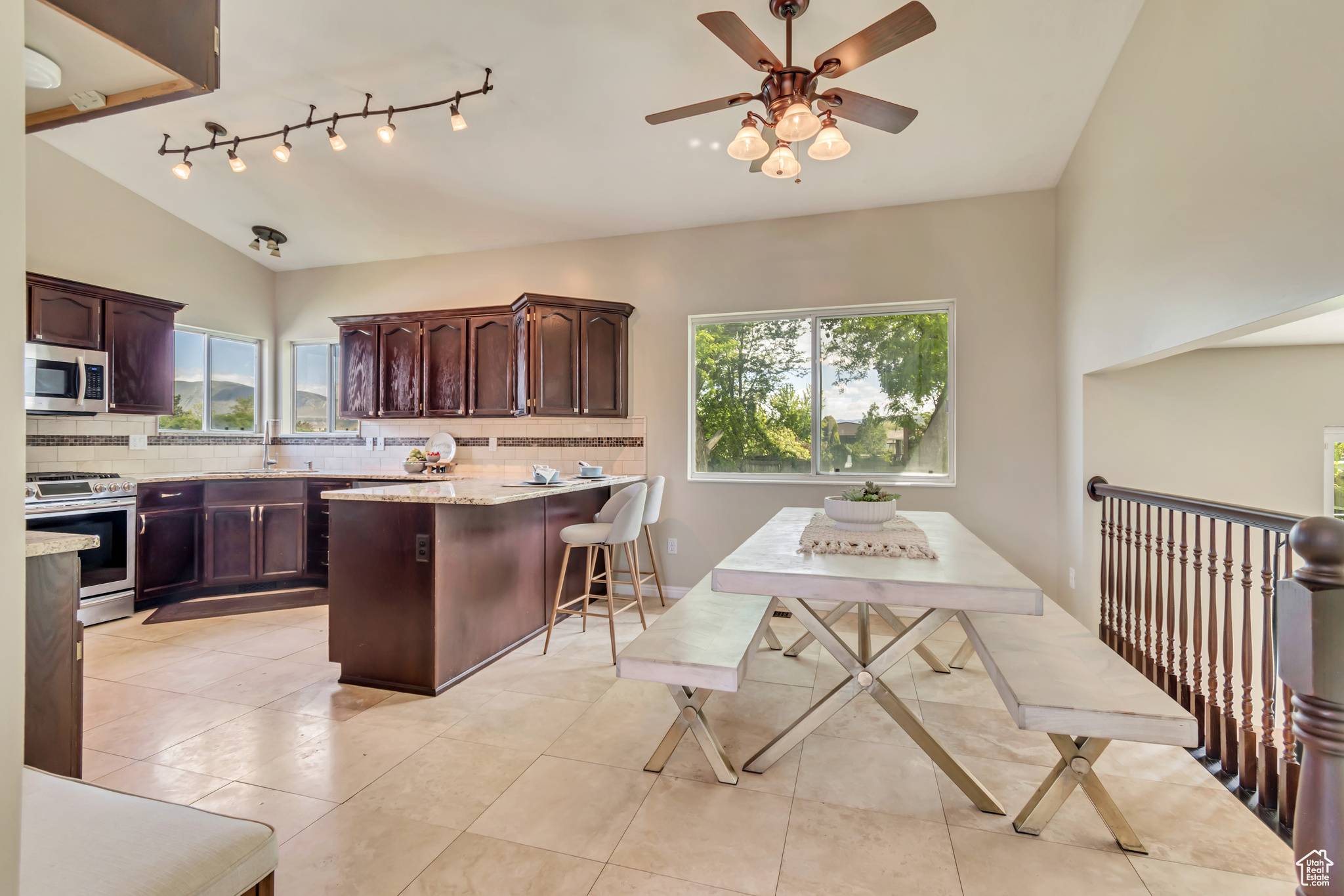 Riverton, UT 84065,2057 W MARBLEWOOD DR