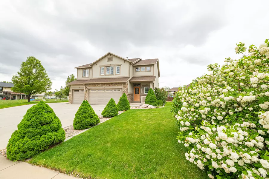 6045 S 2000 E, South Ogden, UT 84403