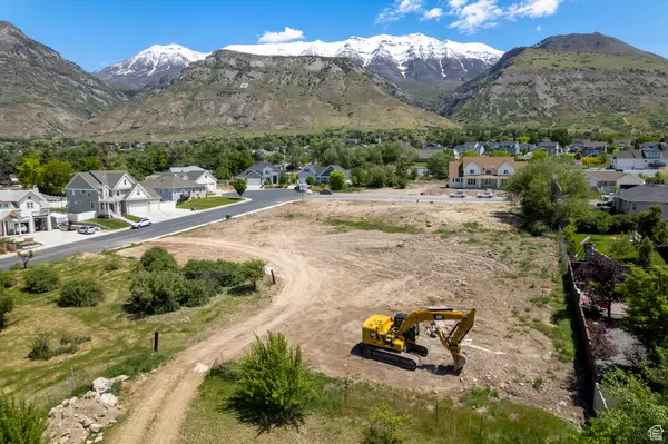 Pleasant Grove, UT 84062,1018 E 300 S #2