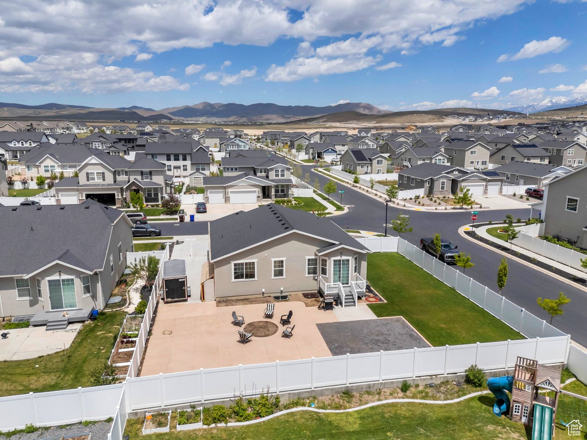 Eagle Mountain, UT 84005,1460 E LOWE PEAK DR