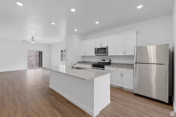 Eagle Mountain, UT 84005,7174 OQUIRRH RANCH PKWY N
