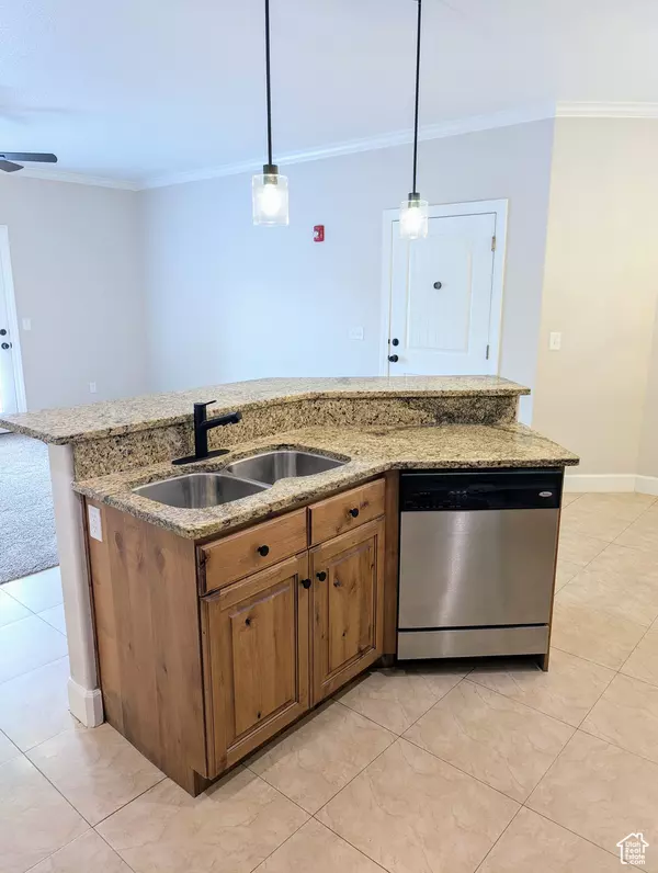 Orem, UT 84057,1030 N 995 W #907