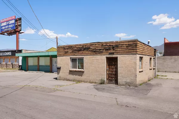 Salt Lake City, UT 84115,3329 S SUE ST