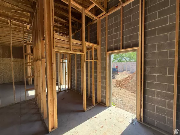 Richfield, UT 84701,385 S MAIN ST