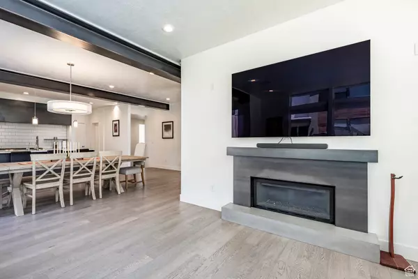 Salt Lake City, UT 84103,260 W 500 N #4