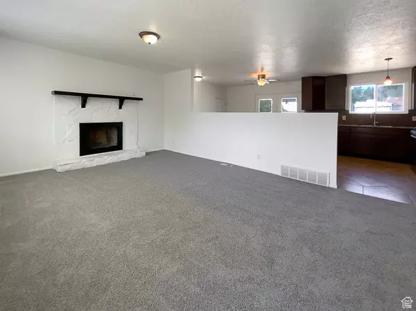 Taylorsville, UT 84129,5644 S TREEBEARD RD