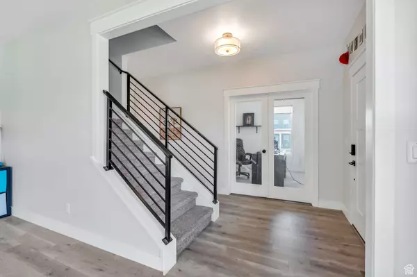 South Jordan, UT 84009,6228 W COPPERHAWK DR S