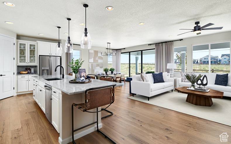 Herriman, UT 84096,12679 S GLACIER TRAIL LN #138