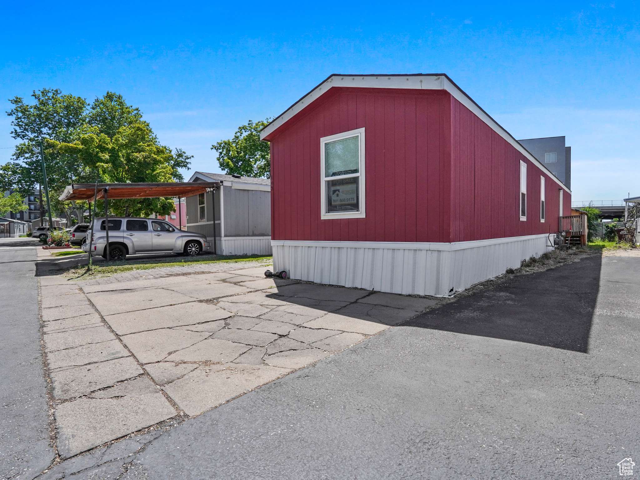 Clearfield, UT 84015,75 W 250 N #103