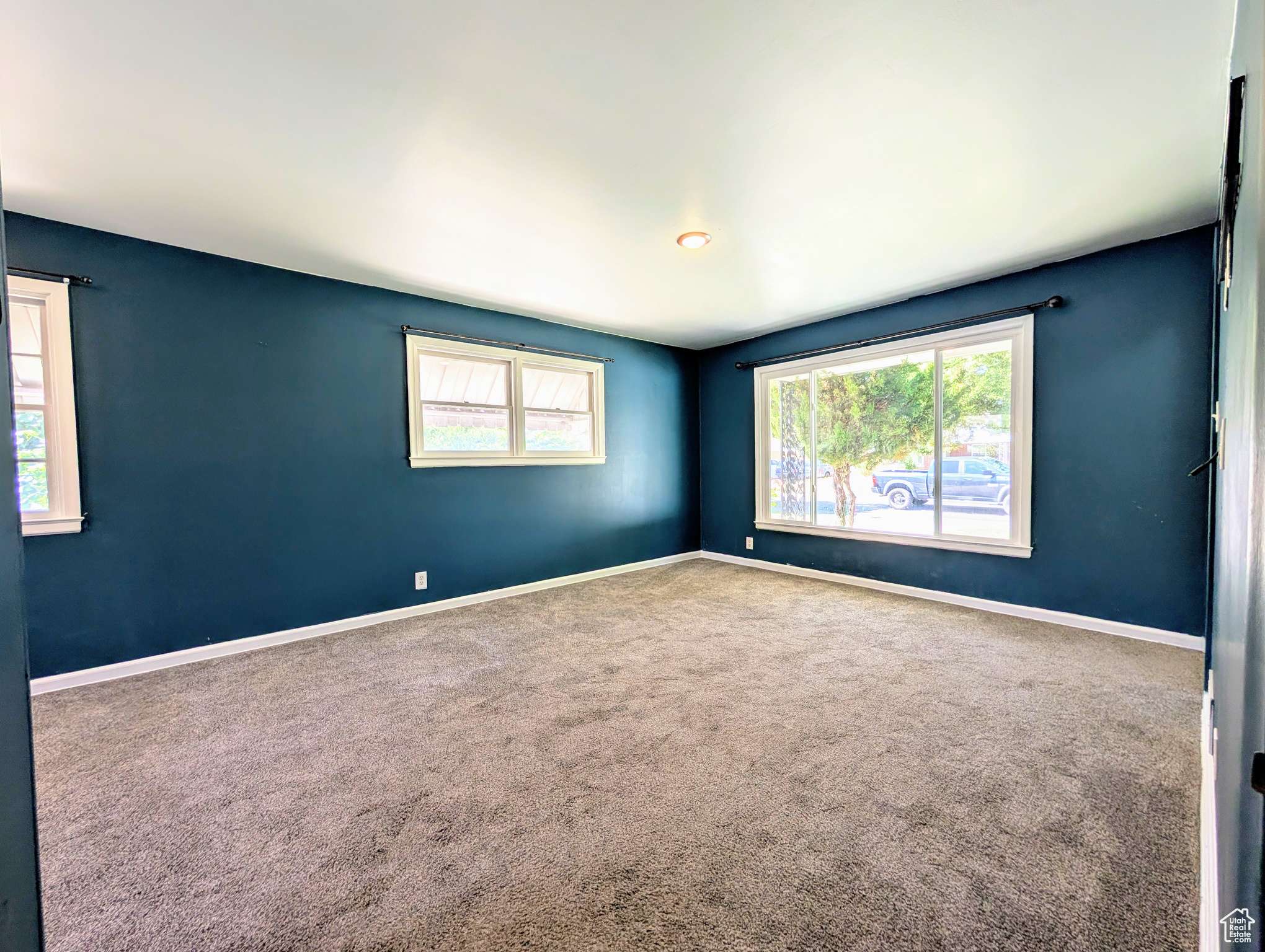 Salt Lake City, UT 84116,866 AMERICAN BEAUTY DR