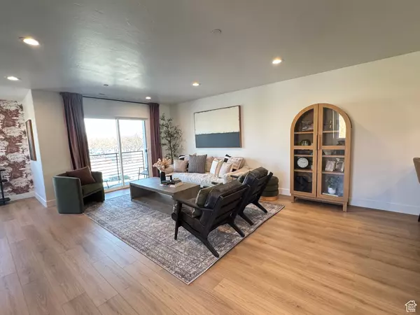 Salt Lake City, UT 84104,1590 S 900 W #701