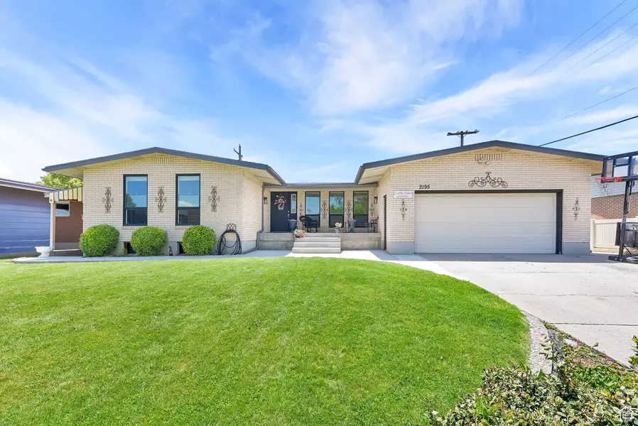 2195 W 4250 S, Roy, UT 84067