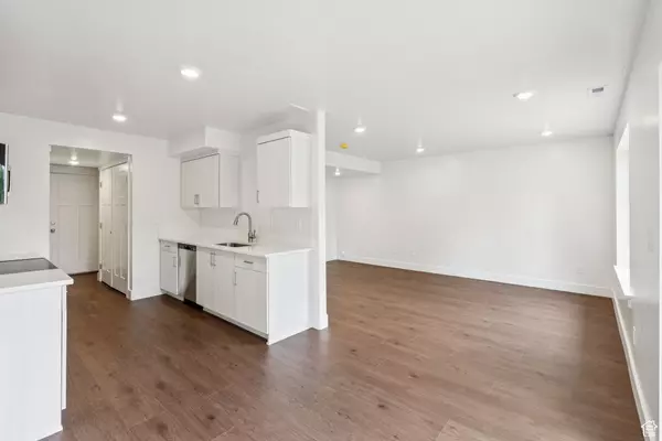 Layton, UT 84041,1615 N ANGEL ST #C