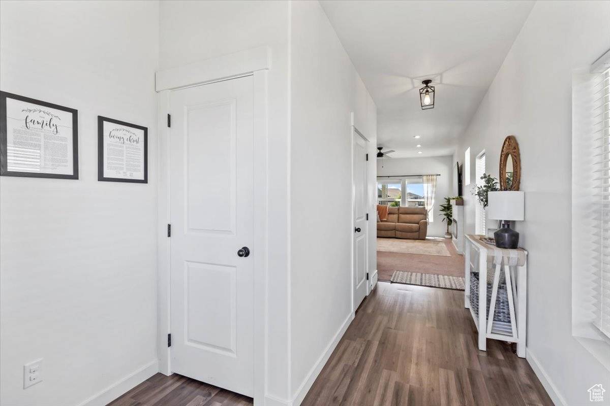 742 E STONEBRIAR DR, Eagle Mountain, UT 84005