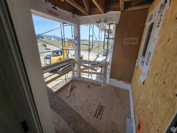 West Jordan, UT 84081,6814 S CLEVER PEAK LN W #268