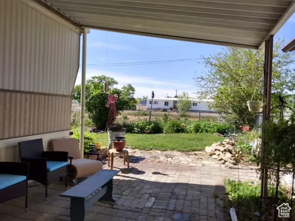 415 E 100 N, Elmo, UT 84521