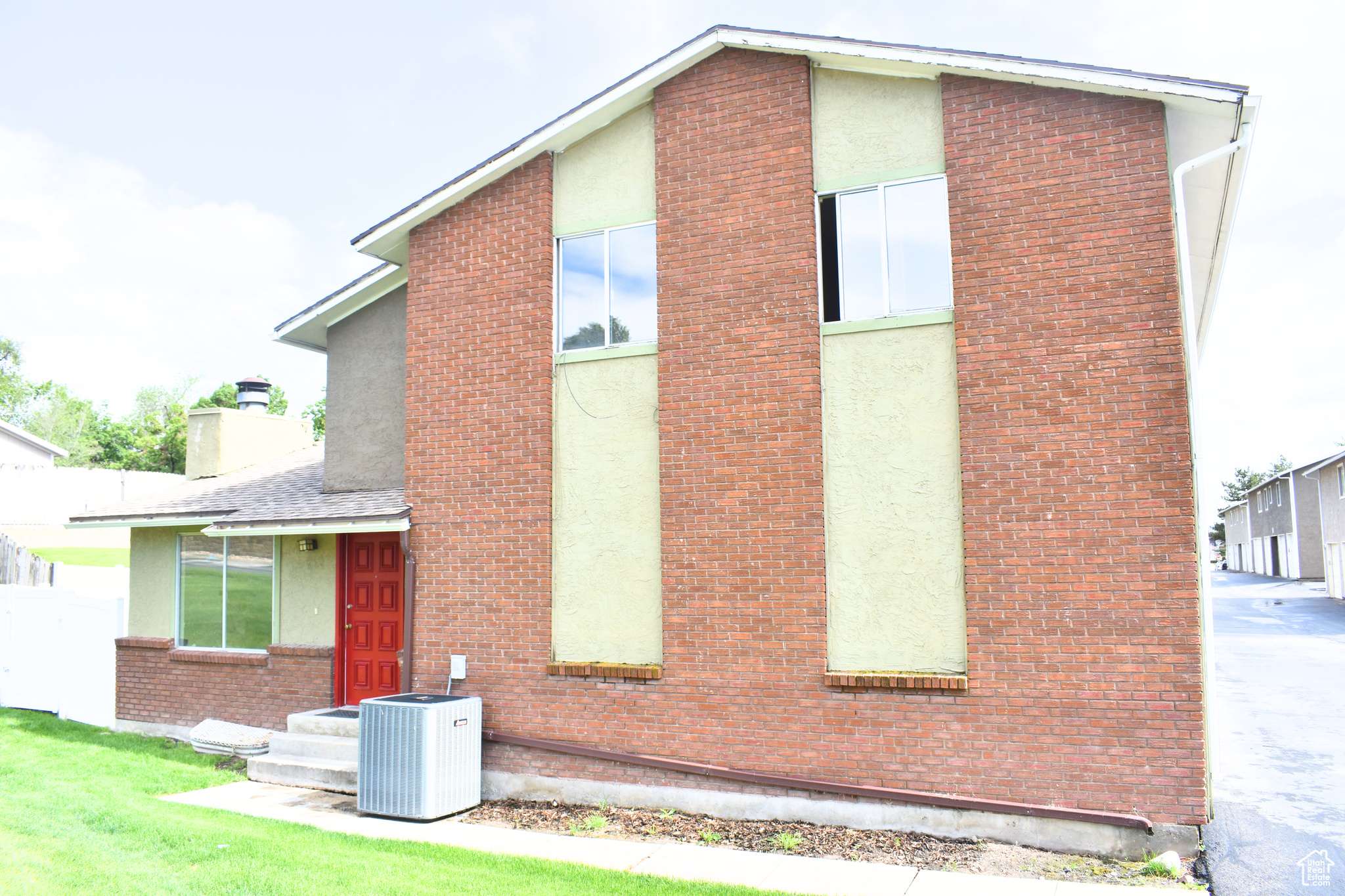 5235 S GLENDON ST. ST W #Z-1, Murray, UT 84123