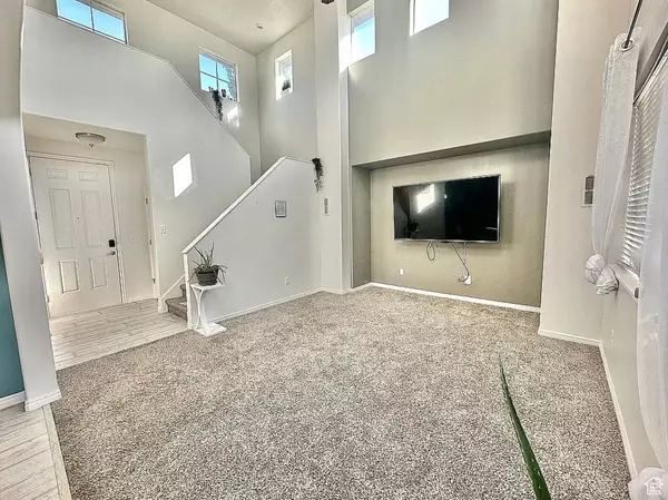 West Jordan, UT 84081,6680 S LEICHEN CT