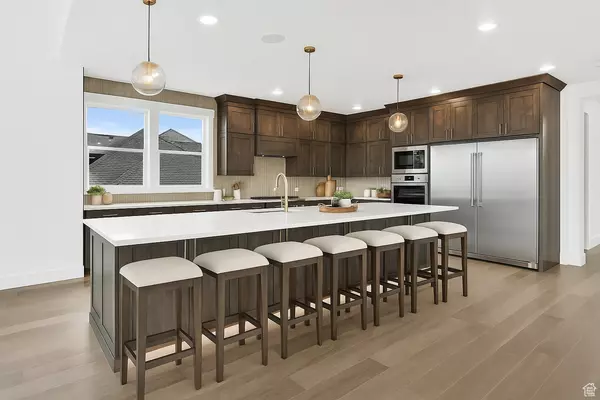 North Ogden, UT 84414,4175 N 100 E