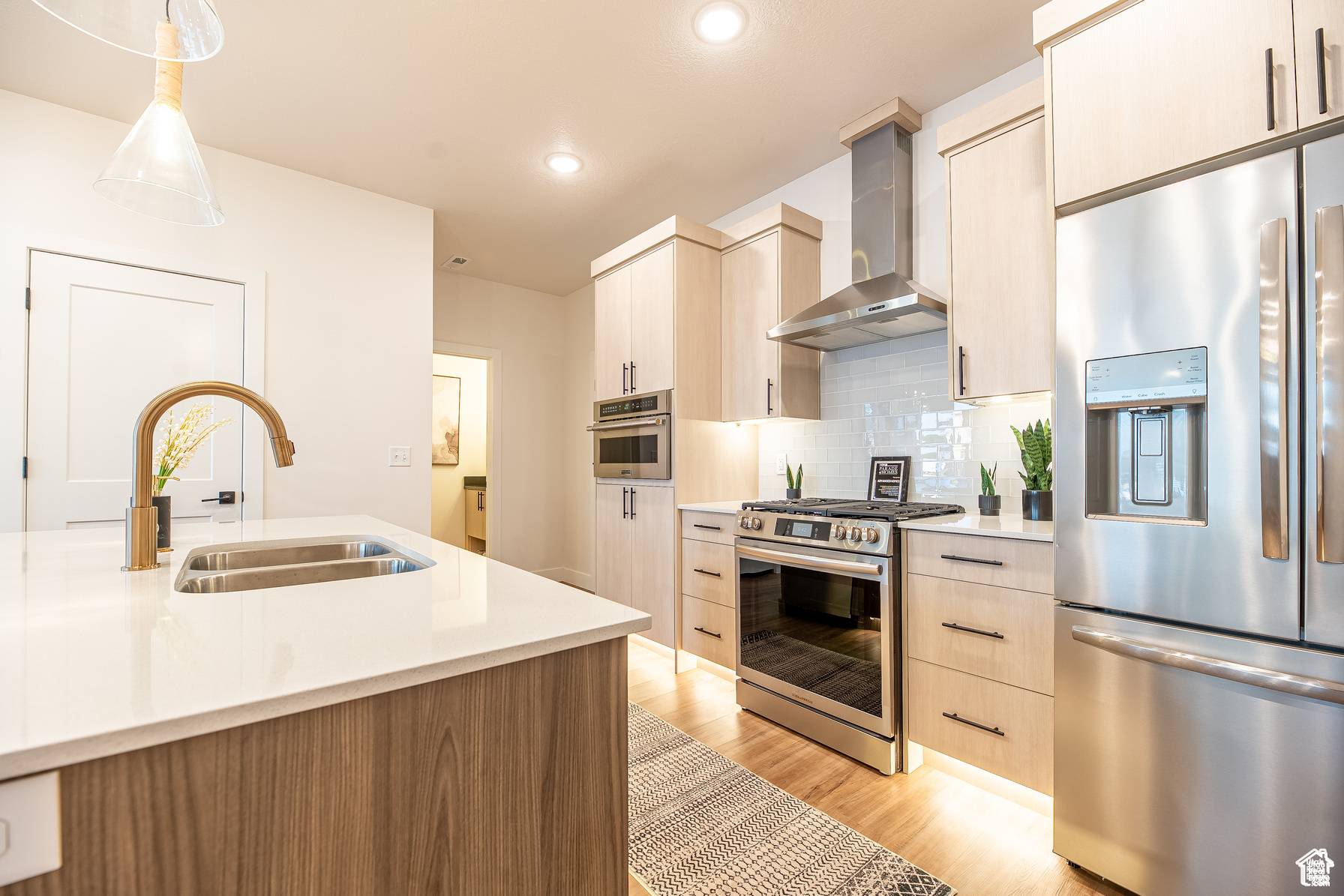 Roy, UT 84067,4337 W 5430 S #C