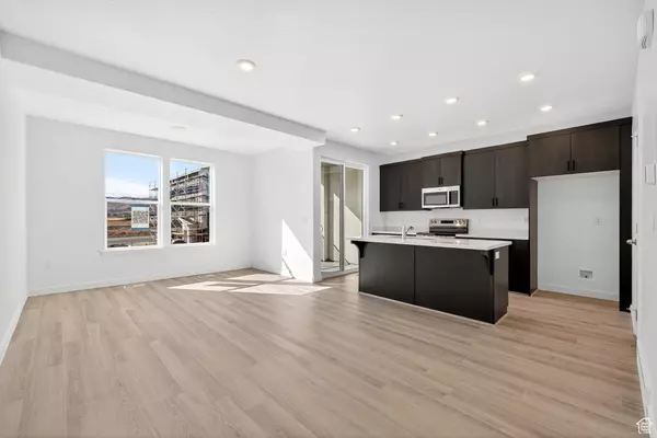Herriman, UT 84096,6803 W PINE TRAIL LN #305