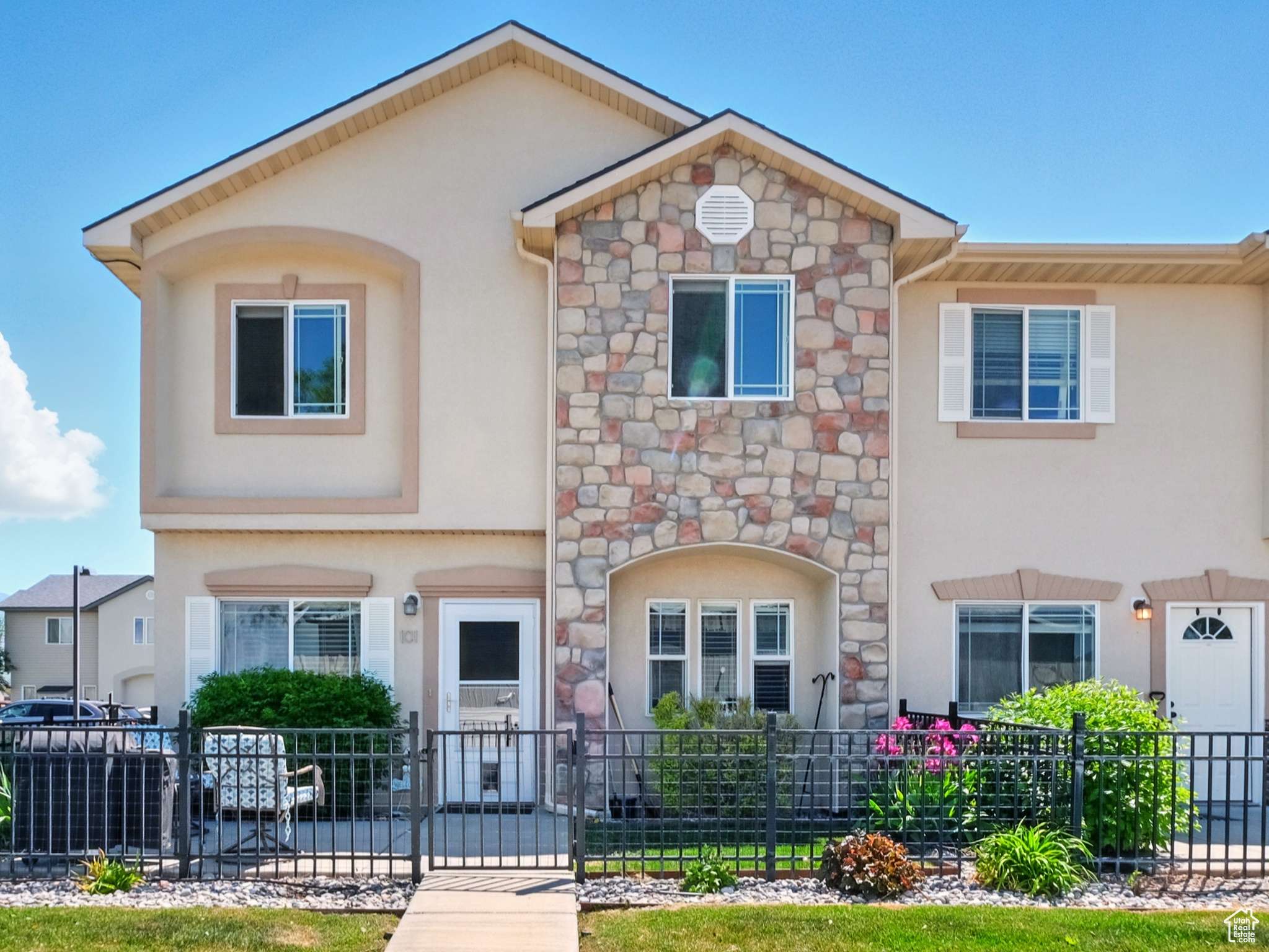 Logan, UT 84341,1587 N 565 W #101