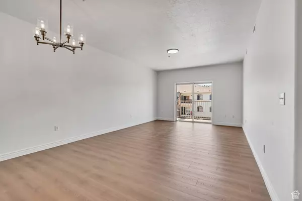 West Valley City, UT 84119,3478 S COZY RIVER PL W #210