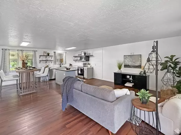 South Ogden, UT 84405,5432 S 800 E