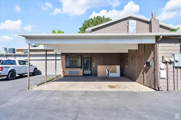 South Ogden, UT 84405,5424 S 850 E
