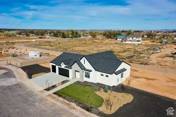 Cedar City, UT 84721,2390 W 5190 N #4