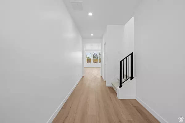Woods Cross, UT 84087,1083 W AUDREY LN #4