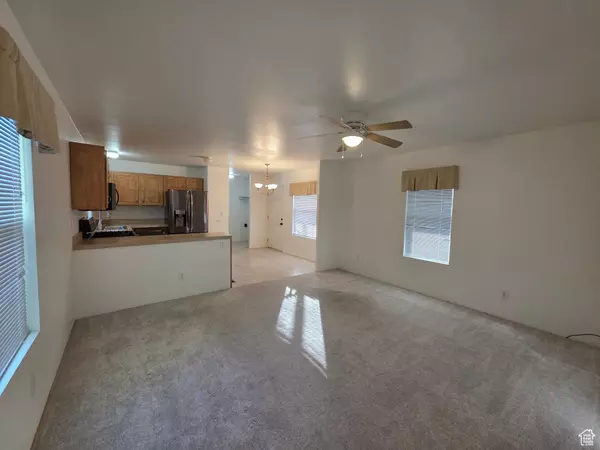Farr West, UT 84404,1111 N 2000 W #87