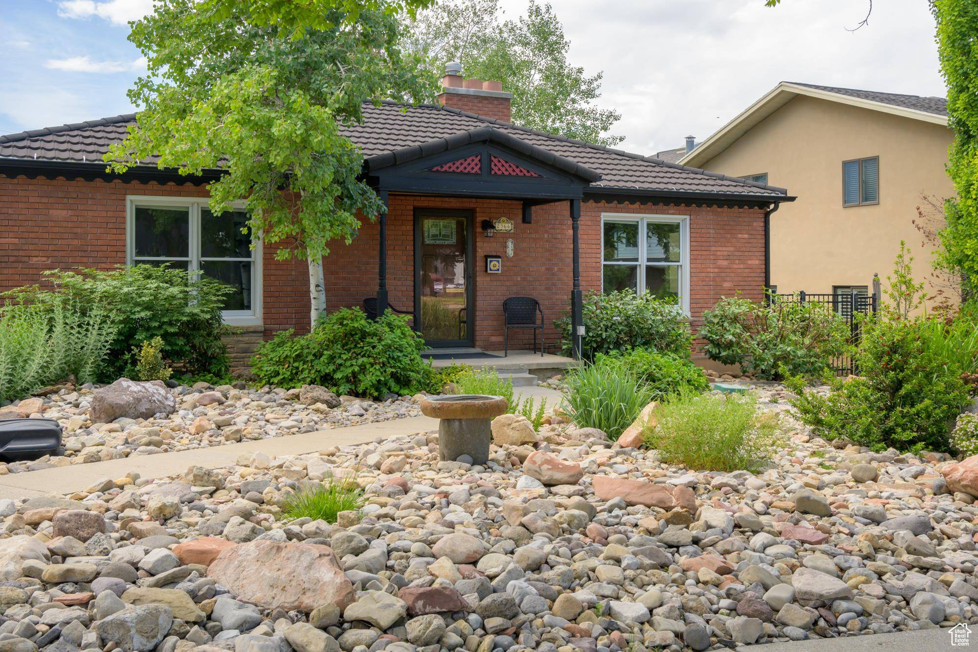 Salt Lake City, UT 84108,2366 E LOGAN WAY
