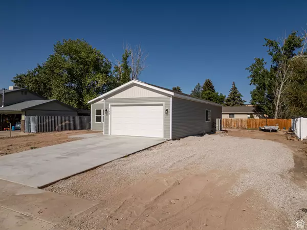 Vernal, UT 84078,155 N 800 W