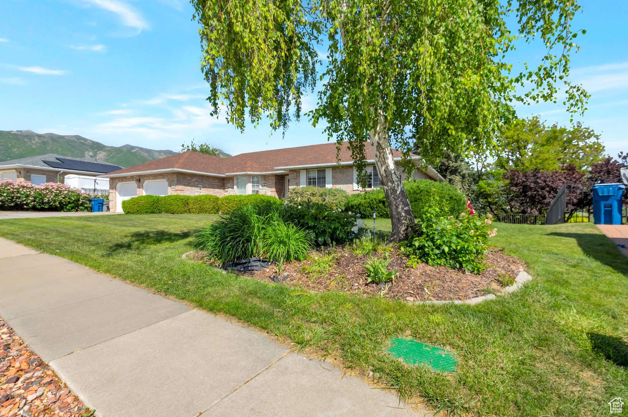 South Ogden, UT 84405,5760 S 1050 E
