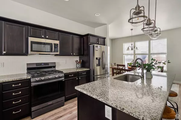 Herriman, UT 84096,5128 W STOCKFIELD LN N