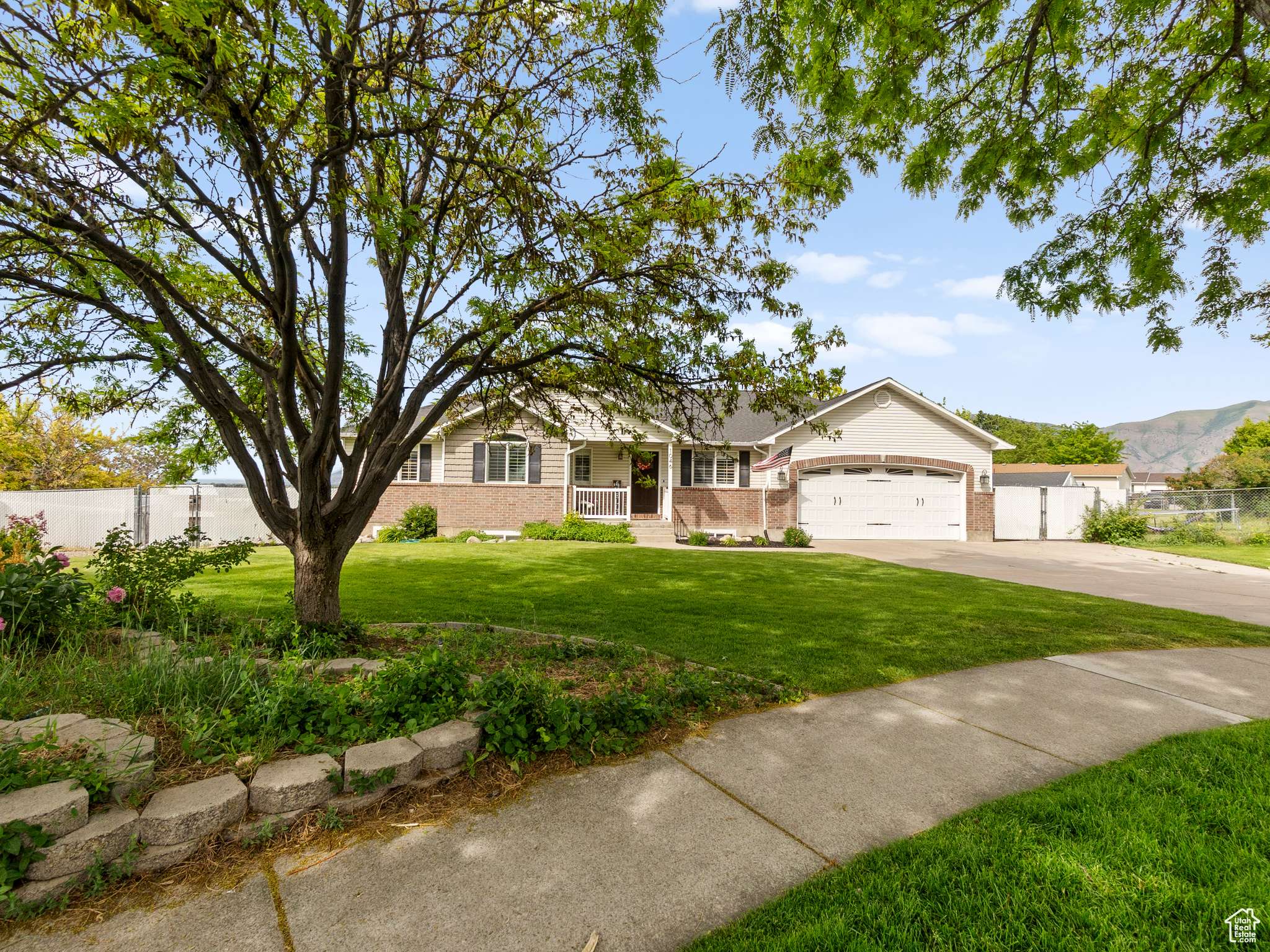 Hyrum, UT 84319,1046 W 370 N