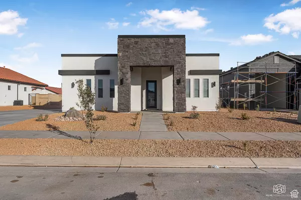 676 W CEDAR HILL DR, St. George, UT 84790