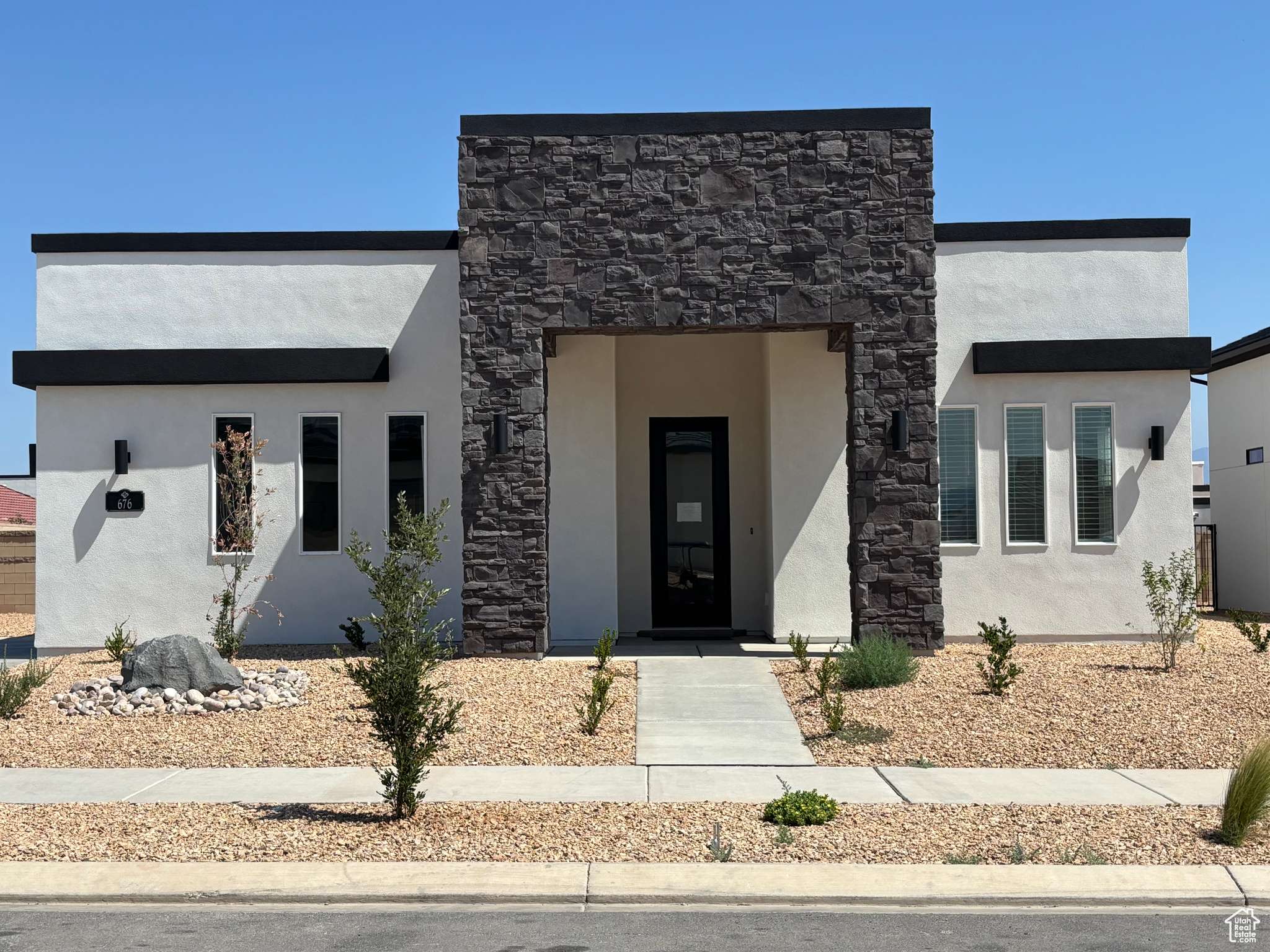 St. George, UT 84790,676 W CEDAR HILL DR