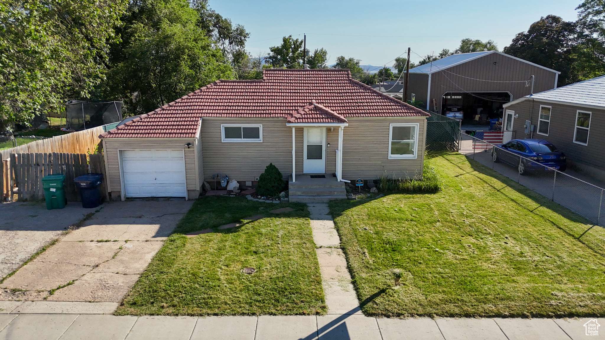 584 E MAPLE ST S, Clearfield, UT 84015