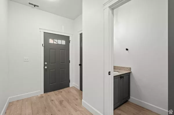 Saratoga Springs, UT 84045,309 E WINDWARD CT