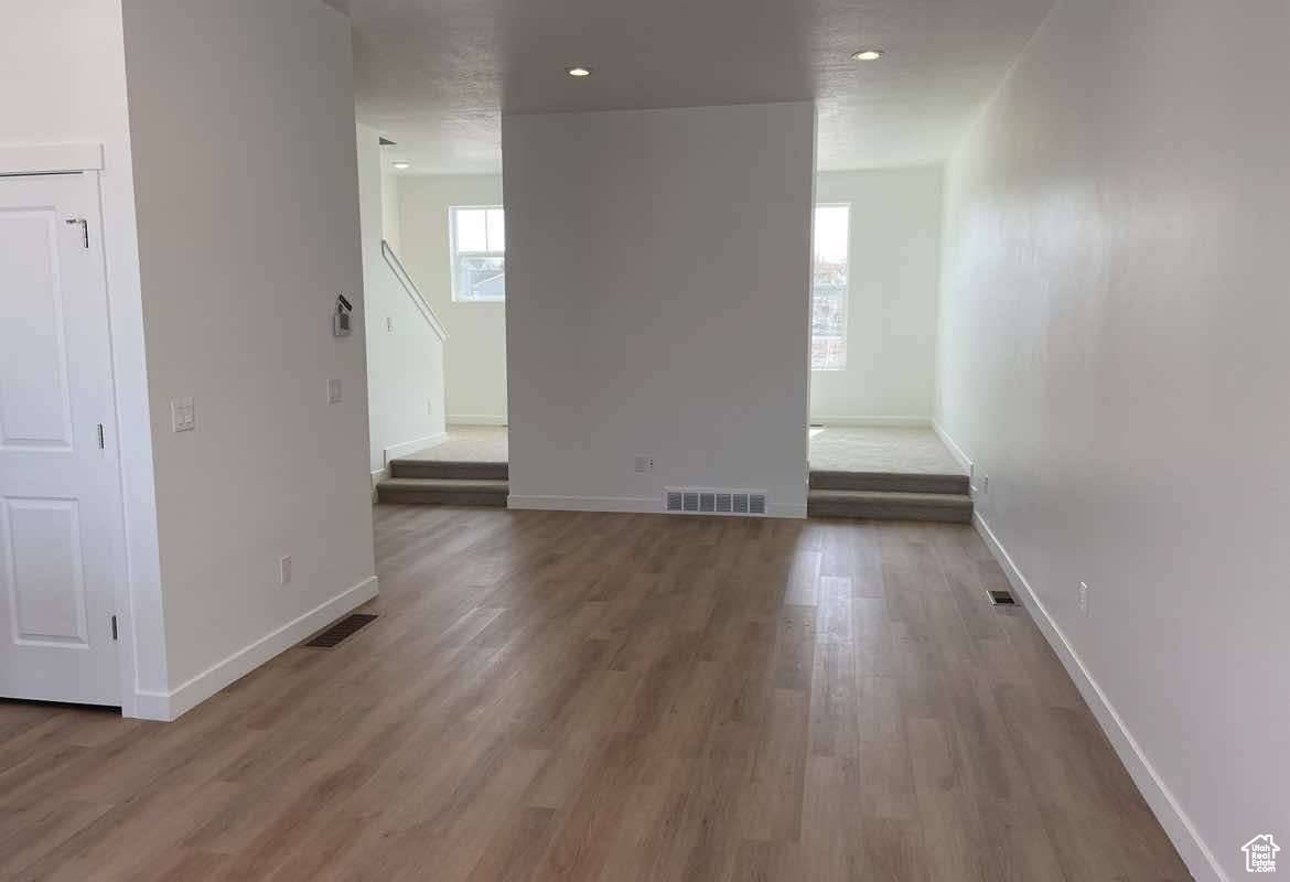 Layton, UT 84041,1650 N MAIN ST N #123