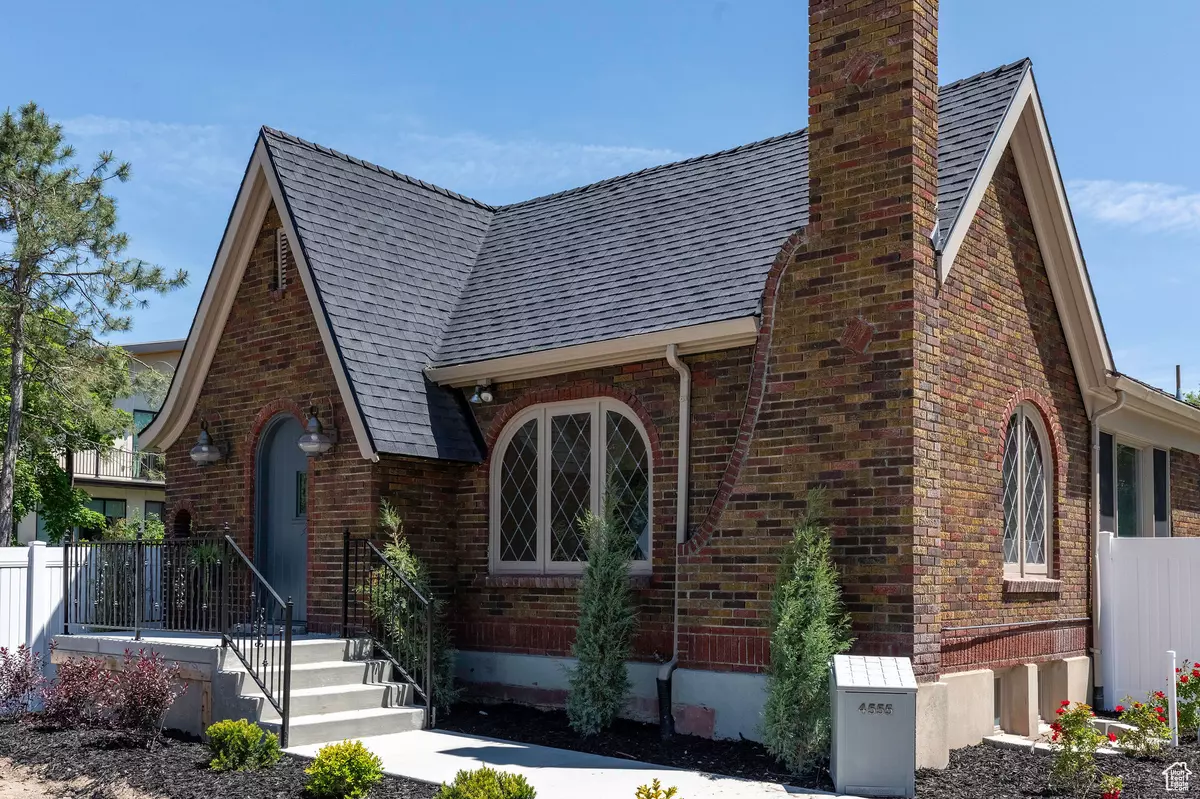 Holladay, UT 84117,4555 S HIGHLAND DR E
