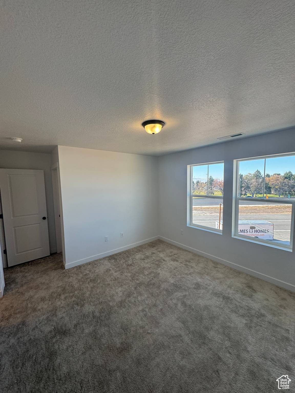 Layton, UT 84041,1650 N MAIN ST N #125