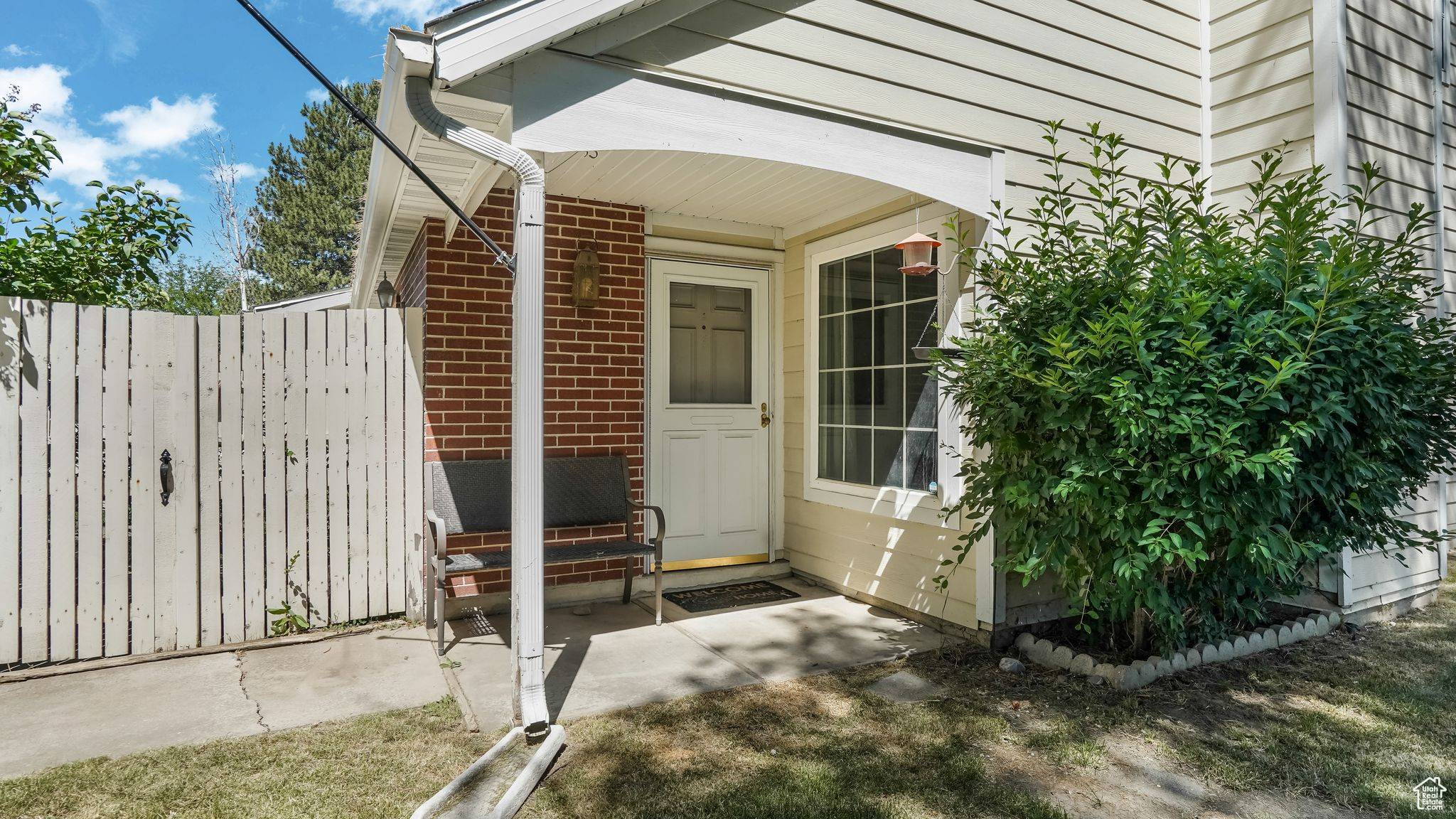 22 CREEKSIDE LN, Centerville, UT 84014