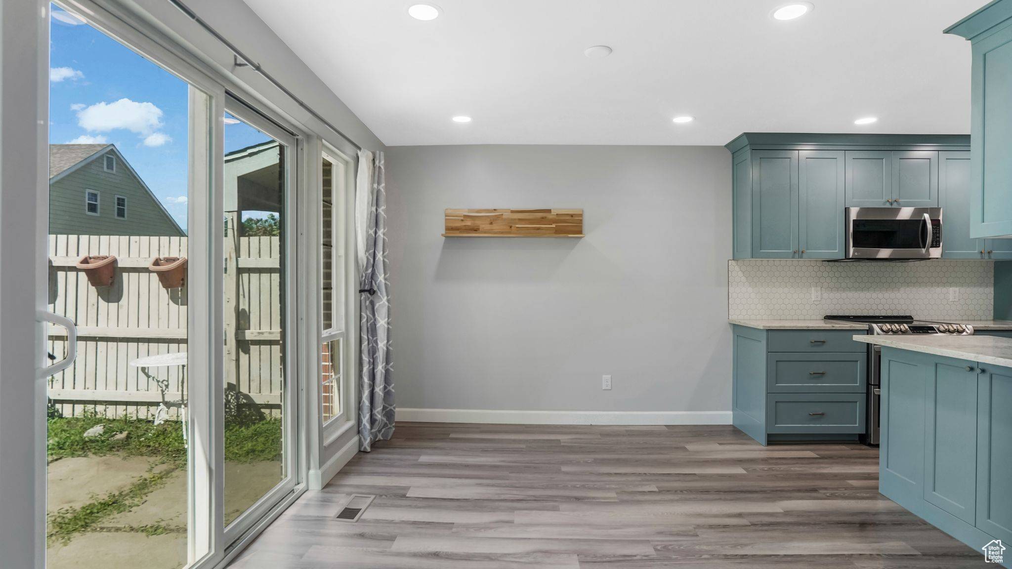Centerville, UT 84014,22 CREEKSIDE LN