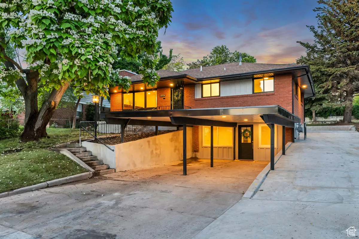 Ogden, UT 84403,3714 BRINKER AVE