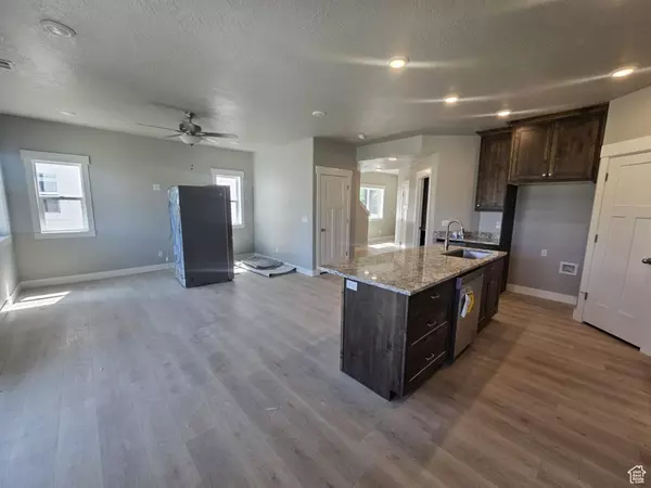 Payson, UT 84651,1192 W 1130 S #202
