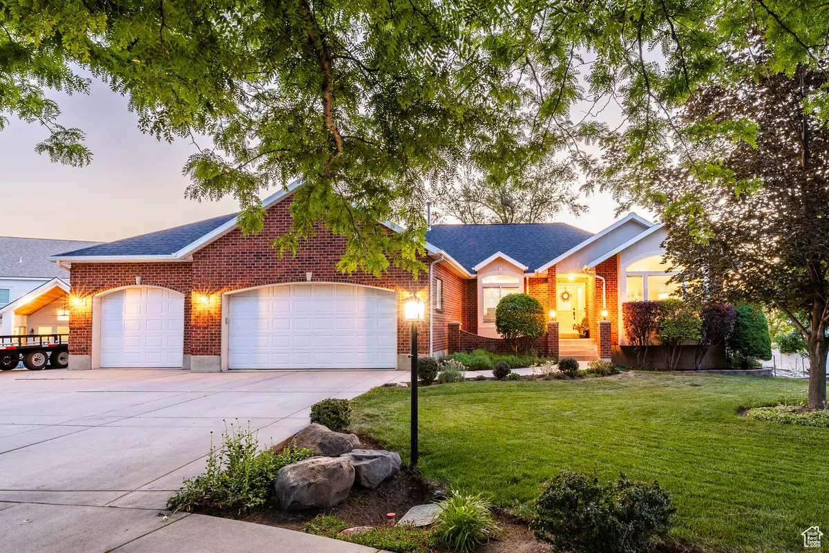 Draper, UT 84020,13898 SUMMERSET CIR