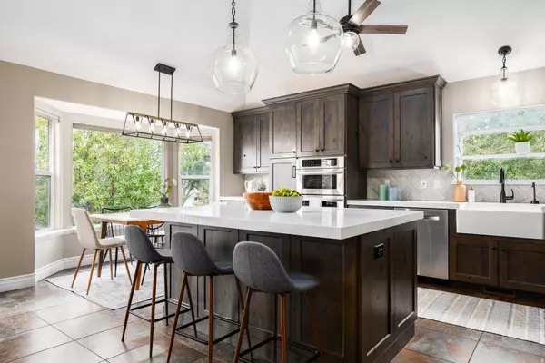 Draper, UT 84020,13898 SUMMERSET CIR